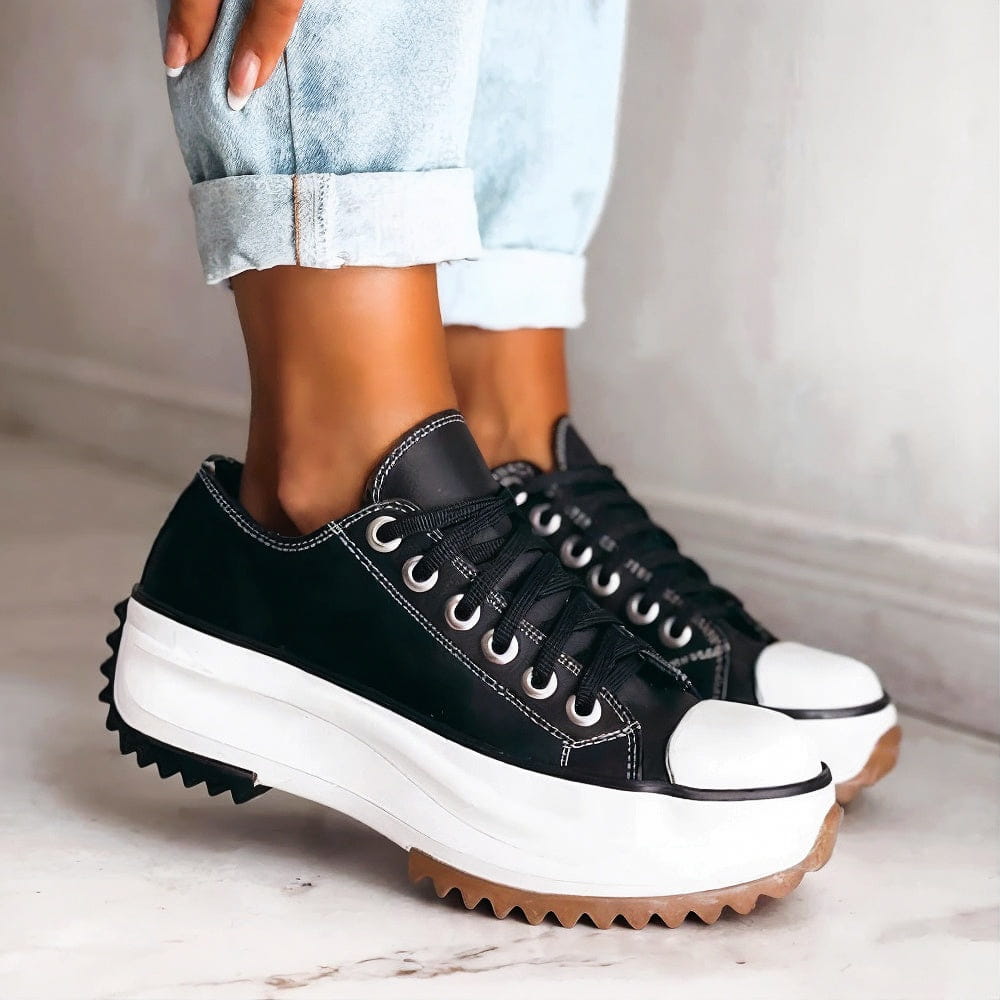 Connie™ Plateau Sneakers