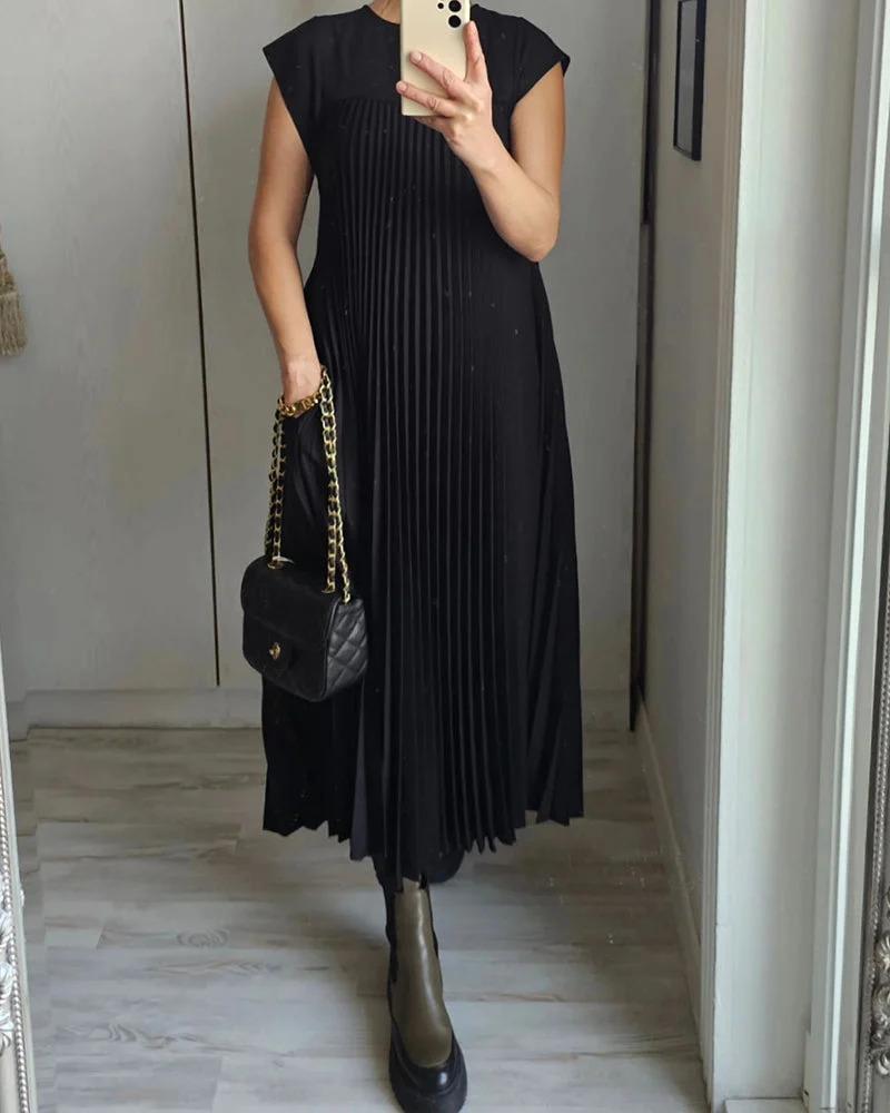 Caroline™ Pleated Maxi Dress