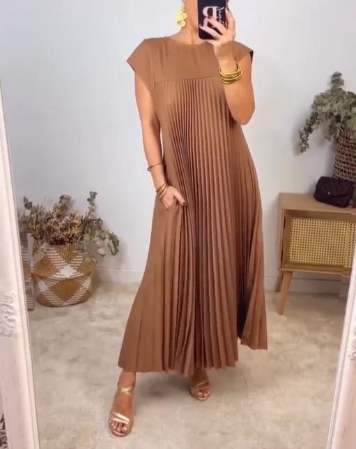 Caroline™ Pleated Maxi Dress