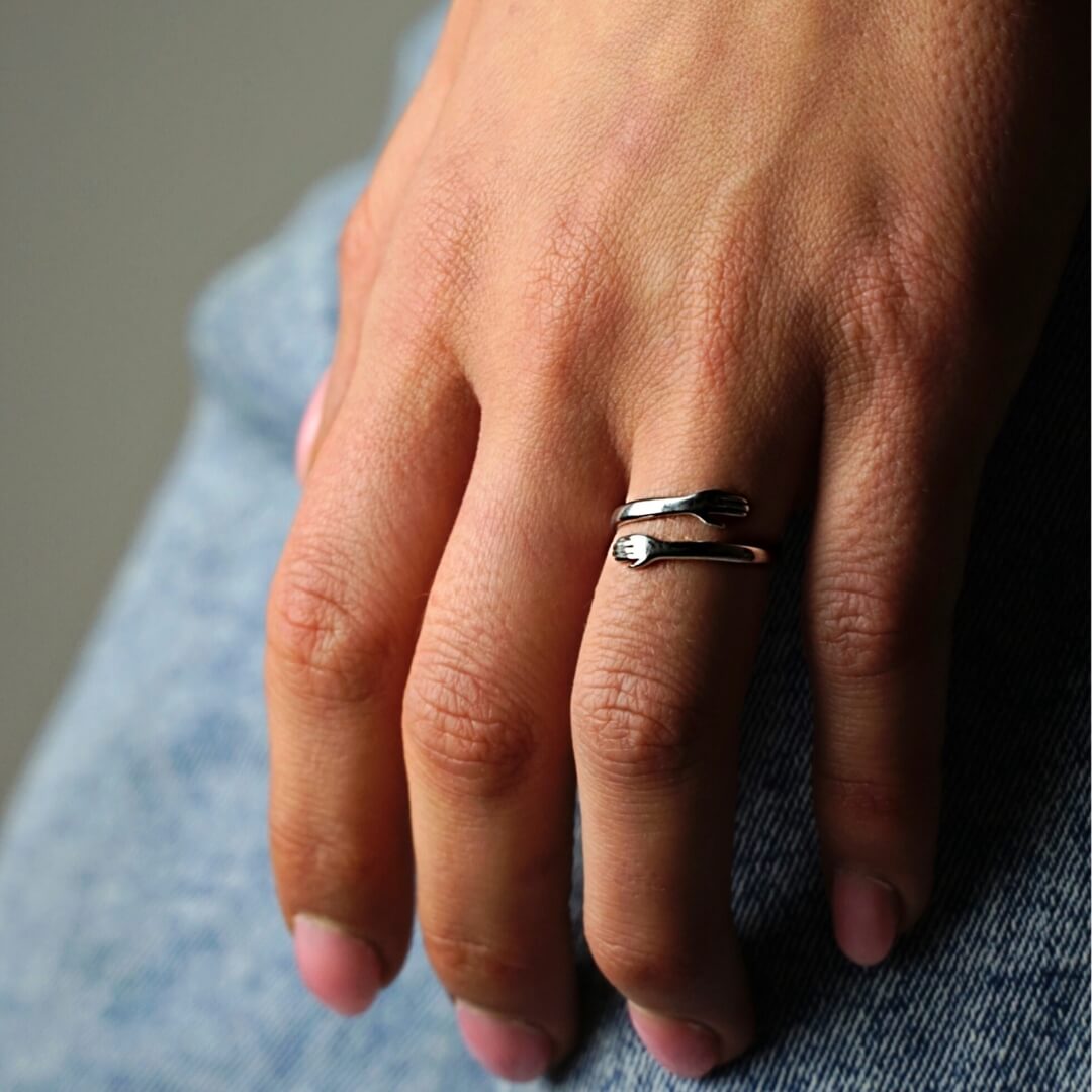 Hug Me™ Ring | 1+1 FREE